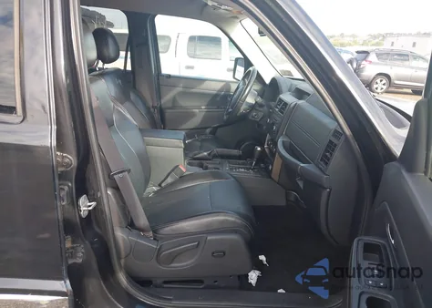 2012 Jeep Liberty Sport z USA, uszkodzony, nr VIN 1C4PJMAK4CW176103